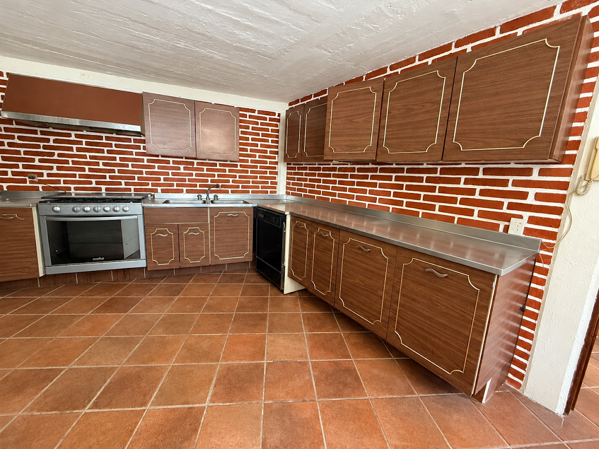 Fotografía de VENTA CASA - LOMAS DE LA SELVA - CUERNAVACA